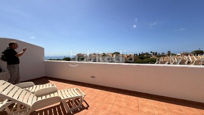 Foto a5b3b9b2-99a3-4b69-bddf-7d1d0bdcecc1. Apartament amb calefacció aparcament piscina a Calahonda Mijas