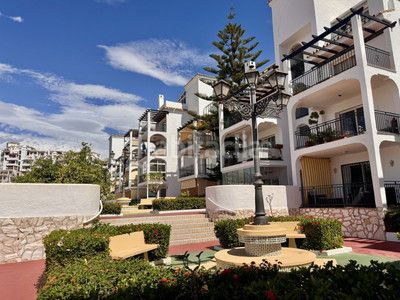 Foto a2340679-426b-45fa-9e58-2f4ea7389a2d. Àtic amb calefacció aparcament piscina a Calahonda Mijas