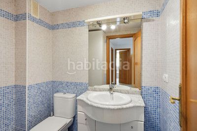 Foto 0e36df34-e892-4351-a8b5-52c09a8d11b4. Planta baixa amb calefacció aparcament piscina a Mijas