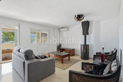 Foto b28b2003-435a-4422-91bf-ee2e6fb25aa1. Planta baixa amb calefacció aparcament piscina a Mijas