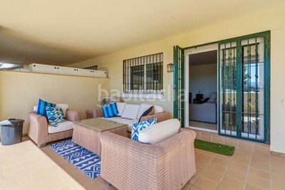 Foto f436b1b5-6a28-4cbf-a698-bc1cc9f68722. Planta baixa amb calefacció aparcament piscina a Mijas