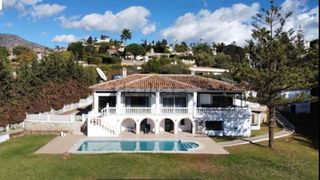 Chalet in Mijas pueblo. Villa aislada de 6 dormitorios en mijas