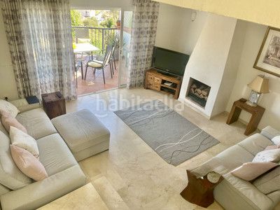 Foto a3ae7a5c-66bb-4a07-a6de-81d88606374b. Casa adossada amb calefacció aparcament piscina a Mijas