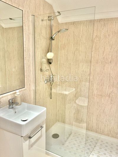 Foto acad82dc-4cdd-4da6-9633-c3c68e5cfa4a. Casa adossada amb calefacció aparcament piscina a Mijas