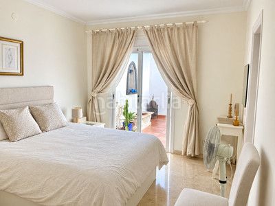 Foto b27fb473-8452-4433-bf58-d3c6fb13431d. Casa adossada amb calefacció aparcament piscina a Mijas