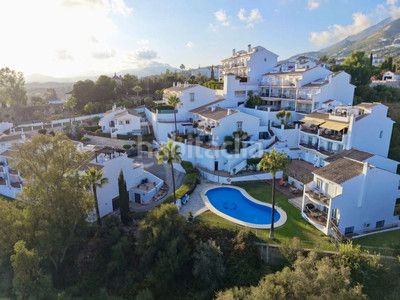 Foto d37f21a0-500d-44da-a88a-ec9b4ccbed23. Casa adossada amb calefacció aparcament piscina a Mijas