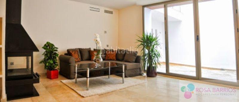 Foto 4ab19fb2-ef6a-4660-84c8-2f5e84da25c4. Casa adosada casa en El Paraíso Benahavís