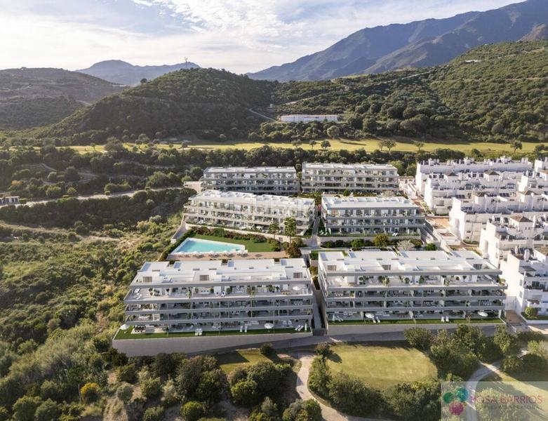 Foto 158918ab-f99c-458f-93a5-f9d28289e2e8. Piccolo appartamento con parcheggio piscina in Valle Romano Golf Estepona