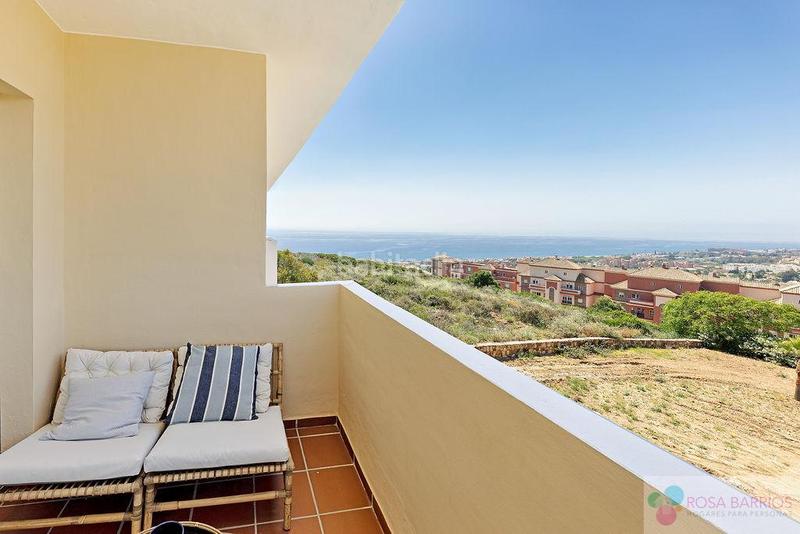 Foto 4776c43b-98b7-4fcc-9029-eb098763cad5. Appartamento con parcheggio piscina in La Duquesa Manilva