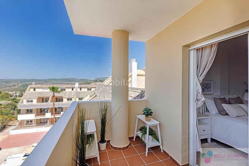Foto 6bb320ae-2ff7-44a5-8437-a406c37c6d1c. Appartamento con parcheggio piscina in La Duquesa Manilva