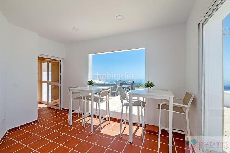 Foto a72a385b-b392-49a5-9707-1fa654c7d7e3. Appartamento con parcheggio piscina in La Duquesa Manilva