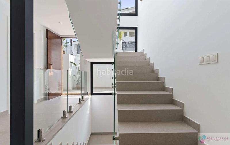 Foto 08ee9615-9ad0-4b92-9b9a-b1ca58b68e2c. Chalet mit parking pool in La Concha - Resina Golf Estepona