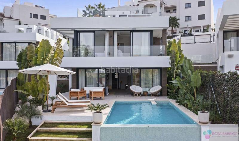 Foto 54d36706-6e57-4561-87b1-b3d72a2b52eb. Chalet mit parking pool in La Concha - Resina Golf Estepona