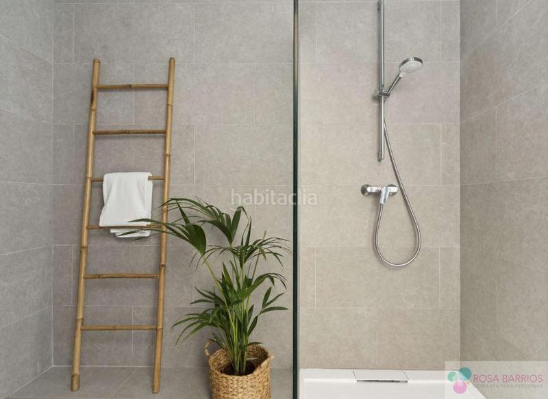 Foto 6efdd874-cb7c-463b-9ee6-7b65a0dab71b. Chalet mit parking pool in La Concha - Resina Golf Estepona