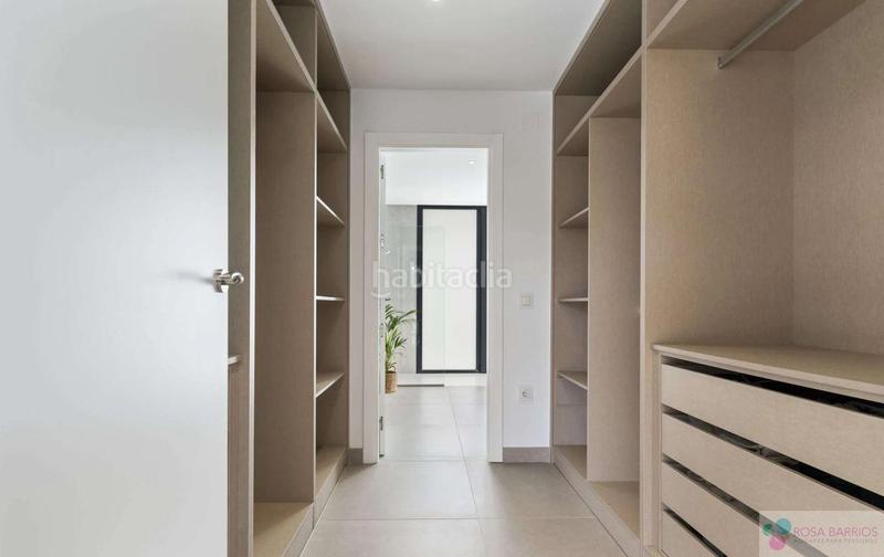 Foto 78e90f7c-a4f0-40a7-a3cd-24535d70ea3c. Chalet mit parking pool in La Concha - Resina Golf Estepona