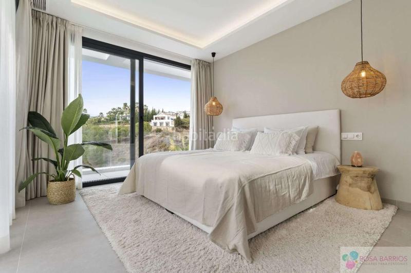 Foto fbcd6695-09d6-4f7e-ac6e-9df04b779aa7. Chalet mit parking pool in La Concha - Resina Golf Estepona