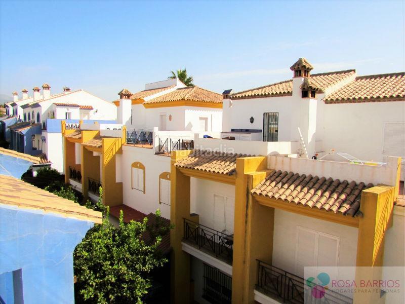 Foto cbaa5283-6546-4cc4-8e90-25d0f35a5455. Casa adosada san pedro de alcántaracasa en San Pedro de Alcántara Pueblo Marbella