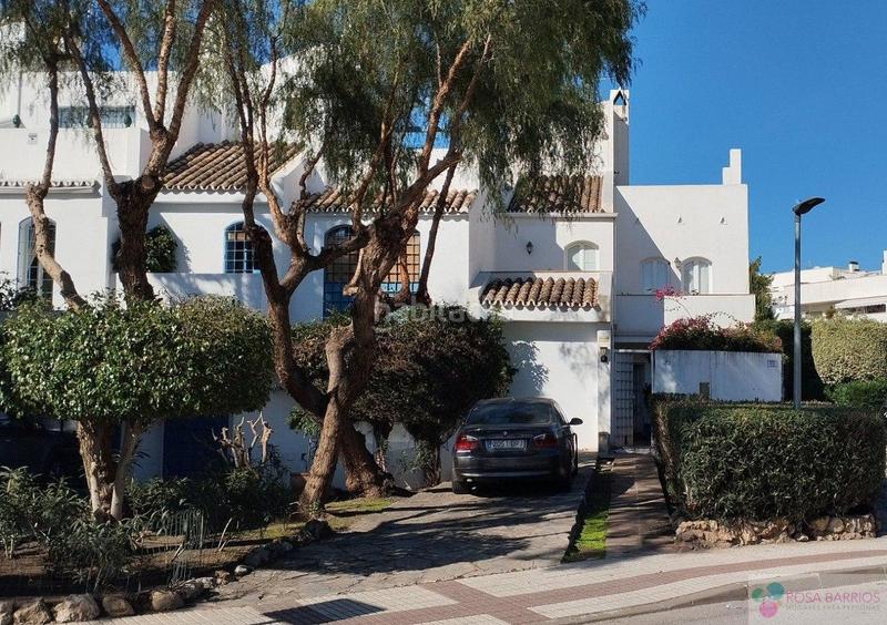 Foto b8479992-c029-43e0-a6a9-12200f9a38c8. Casa a schiera con piscina in Rodeo Alto - Guadaiza - La Campana Marbella