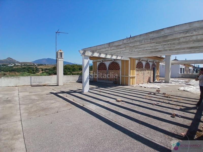 Foto 7e7100d6-92af-48c4-b36e-4f4ca50fb5ef. Alquiler local comercial local en Paraiso - Barronal Estepona