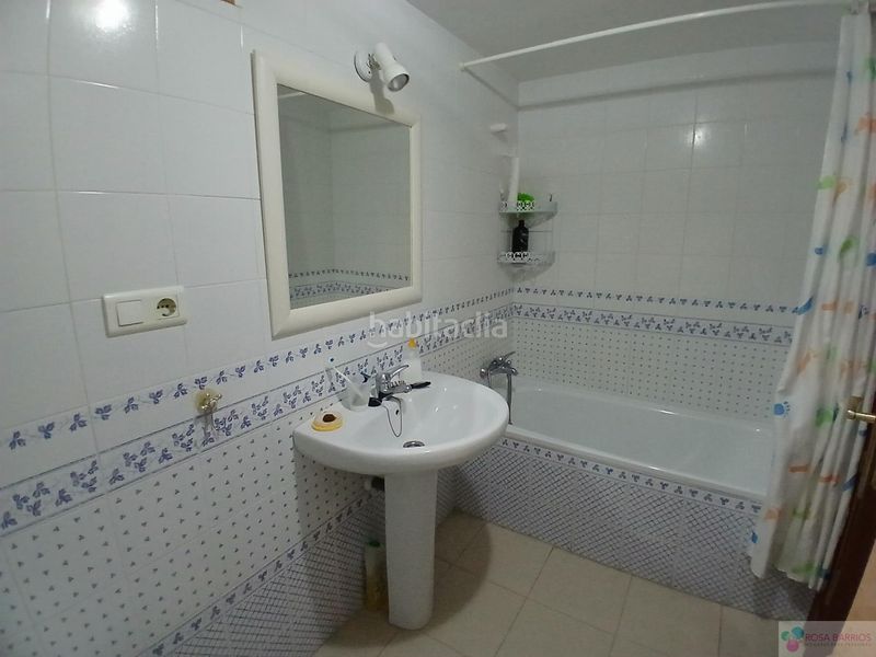 Foto 08f0d1e5-bb63-43c3-852c-09878a445571. Lloguer pis amb aparcament piscina a puerto de Estepona Estepona