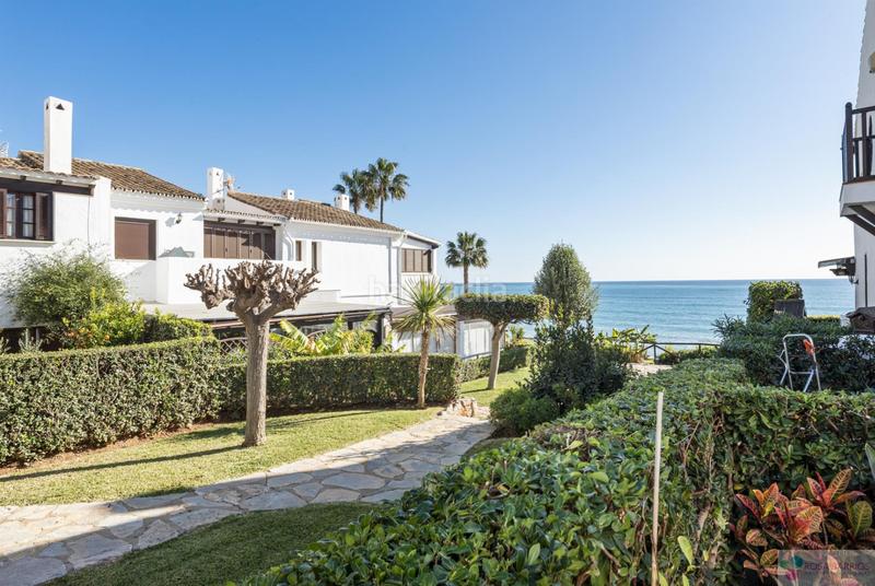 Foto 80da446d-971f-4c5a-bc34-503760fbeaaf. Casa adosada casa en Guadalobón Estepona