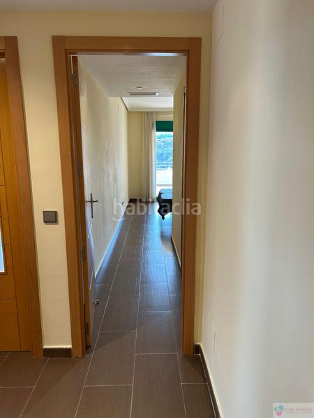 Foto cba03873-11e4-4cfc-87c3-b6a587cba138. Piso  en La Concha - Resina Golf Estepona