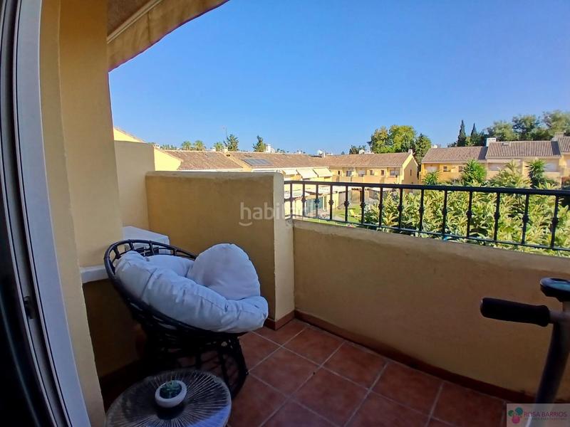 Foto 888405cc-f22b-40b7-b2d7-73d6210e8c87. Casa adosada casa en Los Llanos Estepona