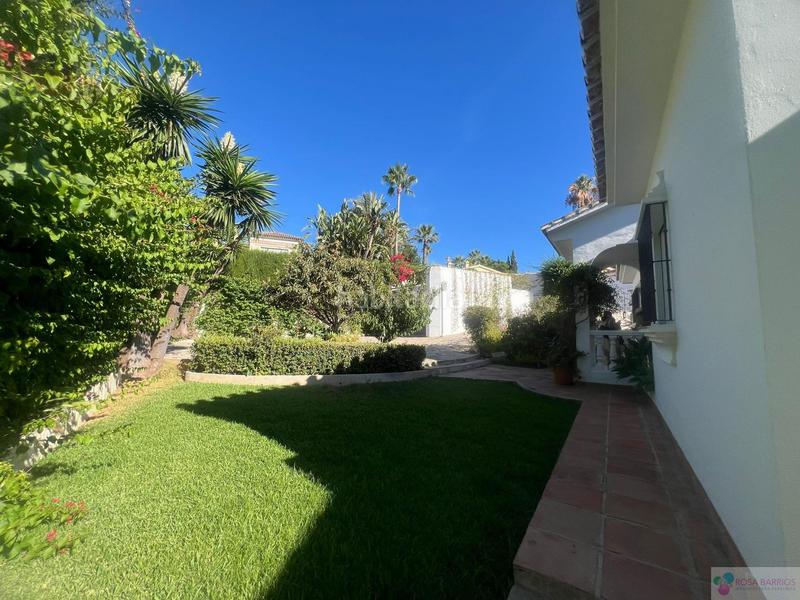 Foto 1324fde7-1737-4265-a2f4-05d1509e7805. Chalet  en El Rosario - Ricmar Marbella