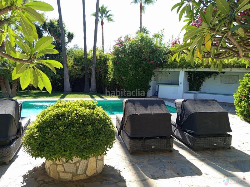 Foto c4c37573-7d1b-40ff-9884-46f5c2efcb60. Chalet  en El Rosario - Ricmar Marbella