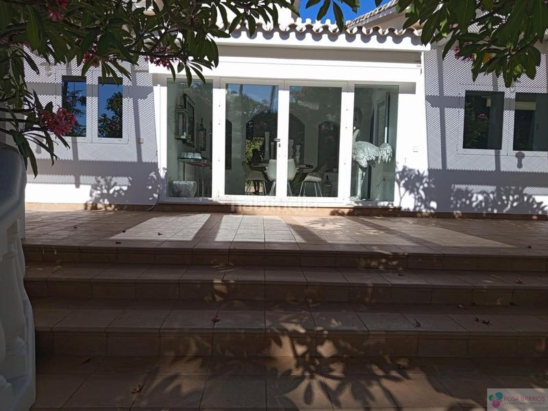 Foto d4ea2e84-1c84-470d-8e7f-11042cc2e5ef. Chalet  en El Rosario - Ricmar Marbella