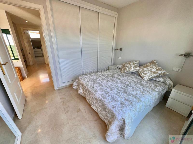 Foto 8d54d0ac-ddb0-46e0-9541-f0232f17c416. Attique avec parking piscine dans Nueva Alcántara Marbella