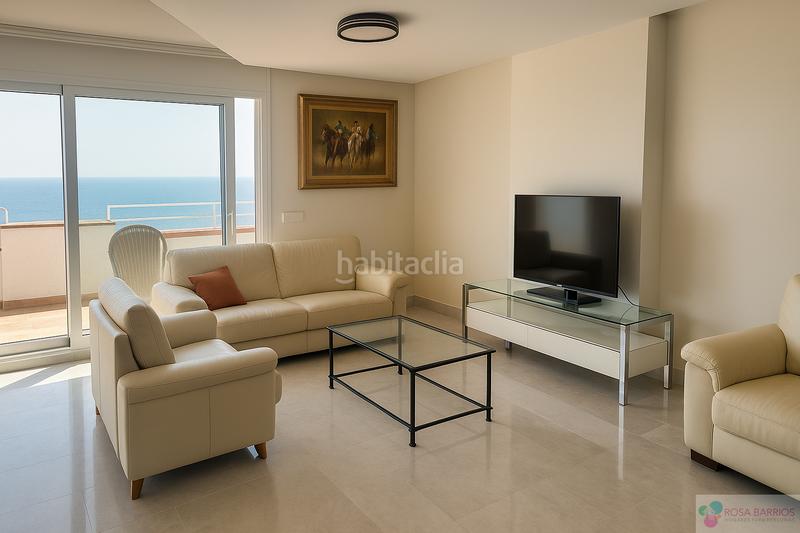 Foto 2b9a16d5-db99-432f-9702-3aba885b4158. Ático atico en Playa Bajadilla - Puertos Marbella
