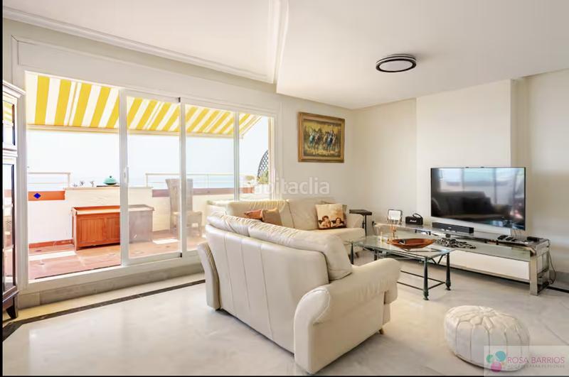 Foto 42b9f0fd-8e58-4d2d-896f-04de0b035cd2. Ático atico en Playa Bajadilla - Puertos Marbella