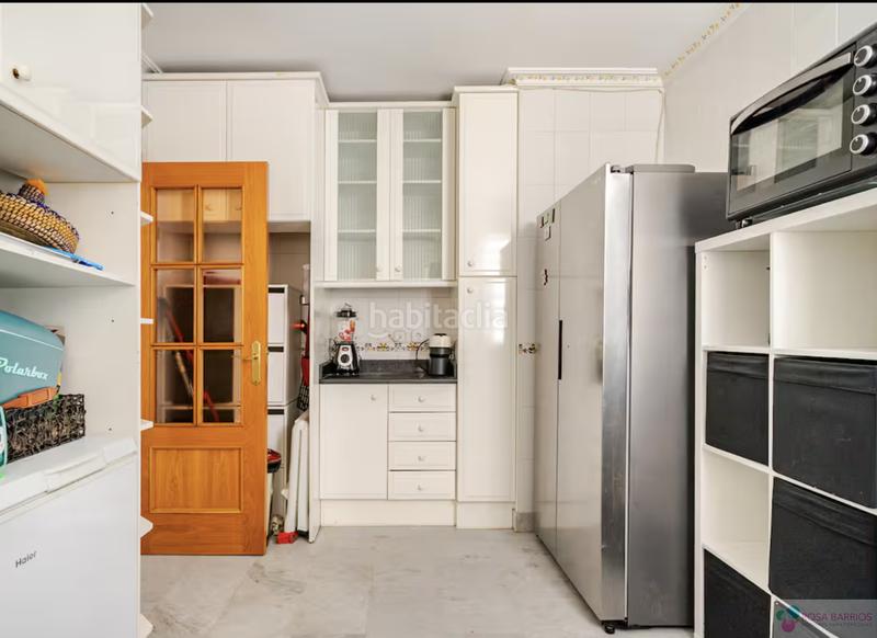Foto d0dce113-f5d6-4160-bf0f-31fc72e9454e. Ático atico en Playa Bajadilla - Puertos Marbella