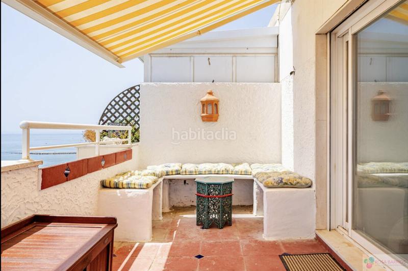 Foto d81de61d-1f9a-4bd2-8f2f-d05f7aed5751. Ático atico en Playa Bajadilla - Puertos Marbella