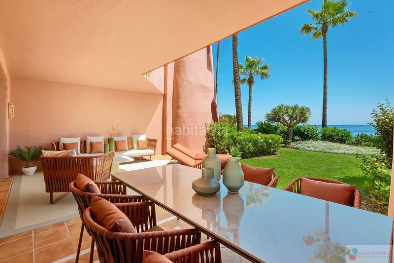 Foto f8a2be25-a012-4d6b-a275-a9abe1233702. Etagenwohnung mit parking pool in Guadalmansa Estepona