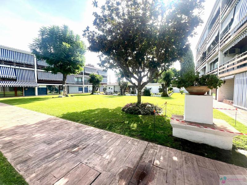 Foto f523a73b-a406-466e-93e8-4d5f9b677645. Flat with parking pool in Nueva Alcántara Marbella