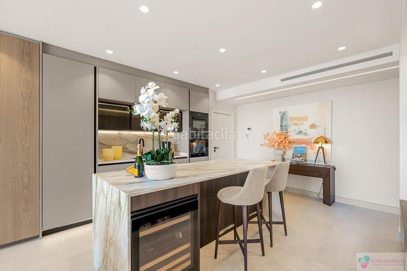 Foto 89254cb2-e43c-4062-af3a-e63845128b76. Apartament amb calefacció aparcament piscina a El Velerín Estepona