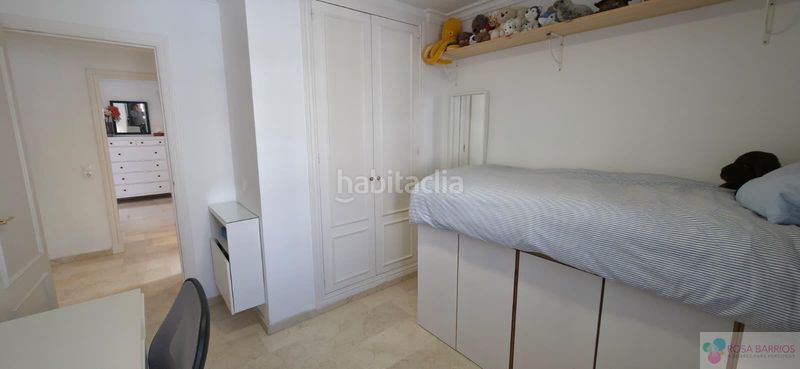 Foto 5396b65c-49a5-4e90-af85-205fb801a93b. Casa aparellada amb aparcament a sierra de Estepona - avda. de andalucía Estepona