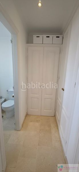 Foto 7768d8ff-7327-4f36-a33a-88ad21e7c950. Casa aparellada amb aparcament a sierra de Estepona - avda. de andalucía Estepona
