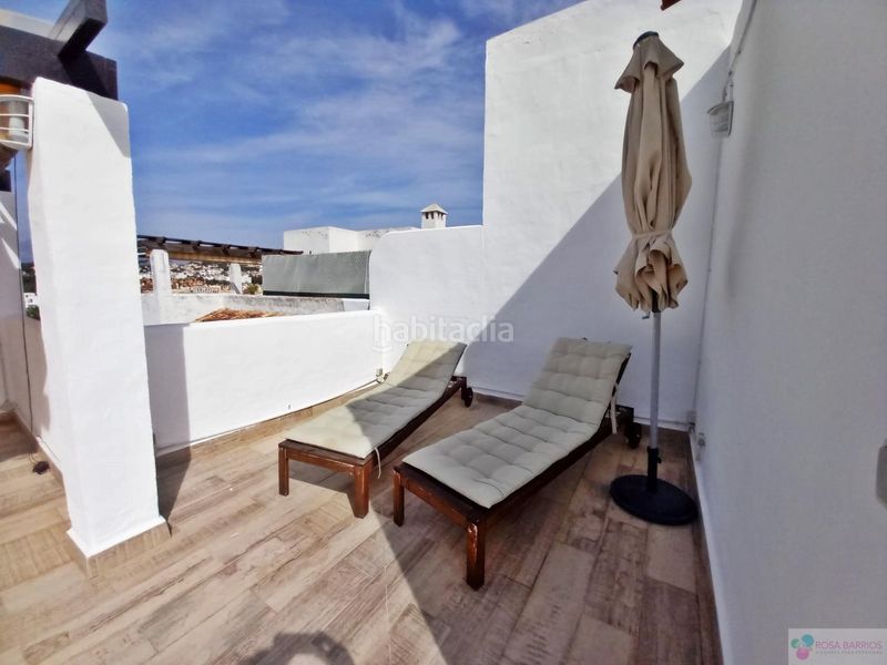 Foto 1a80e7e6-7a50-40a2-abc5-cfdc06900293. Àtic amb aparcament piscina a Nueva Atalaya Estepona