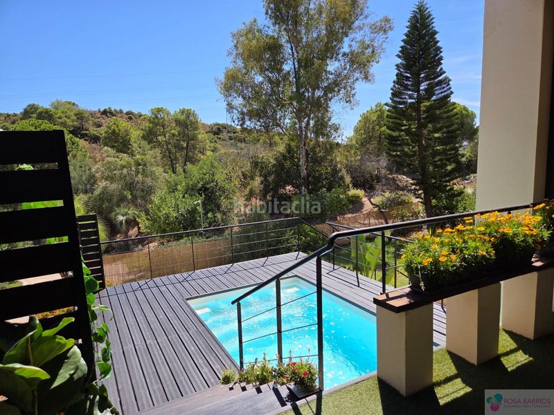 Foto 0e8ebd34-cf76-4388-b866-920ce3745ce1. Xalet amb aparcament piscina a La Zagaleta Benahavís