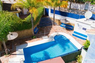 Casa adossada a San Pedro de Alcántara Pueblo