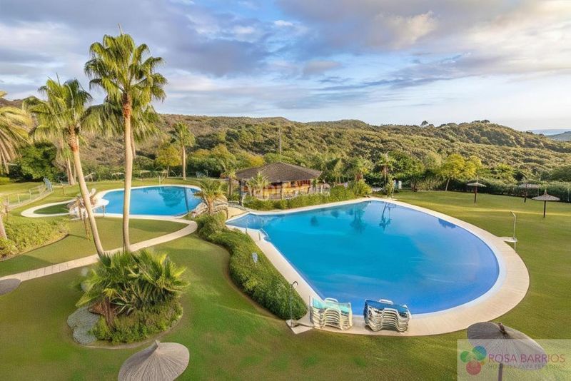 Foto 62c3eb2b-c462-483b-8b1f-d4a82b76eb2b. Apartamento  en La Zagaleta Benahavís