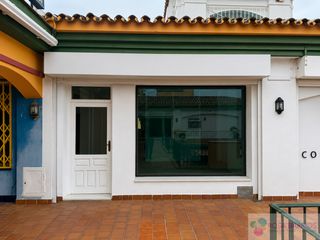 Business premise in Zona Centro Comercial Torrequebrada. Esteponalocal