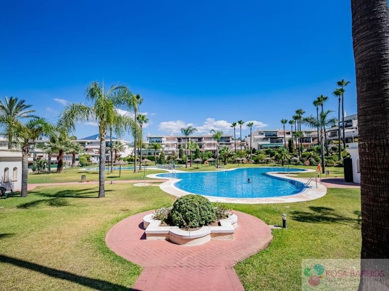 Foto 9fad17fd-62e6-4a5a-b5c9-7769ad0ddcbf. Pis amb aparcament piscina a San Pedro de Alcántara Pueblo Marbella