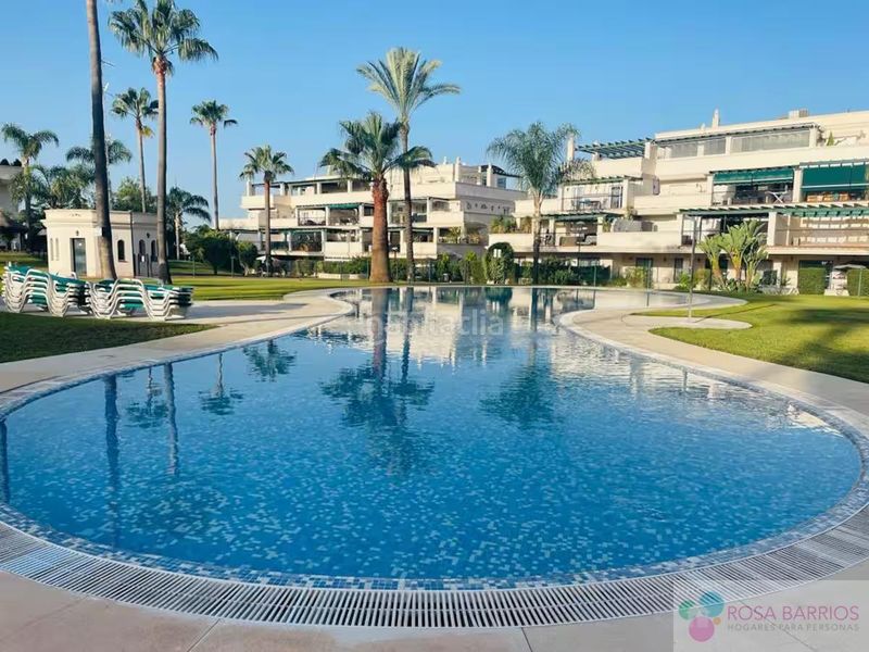 Foto b5dda096-d560-4236-893e-646e72671c0e. Pis amb aparcament piscina a San Pedro de Alcántara Pueblo Marbella