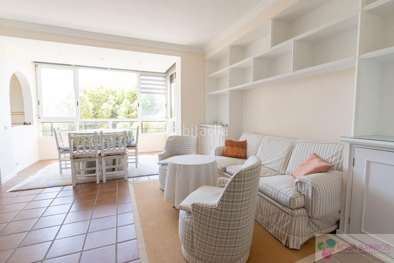 Foto bdf14a51-5866-4b42-a48d-acbc01513750. Pis amb piscina a Las Brisas Marbella