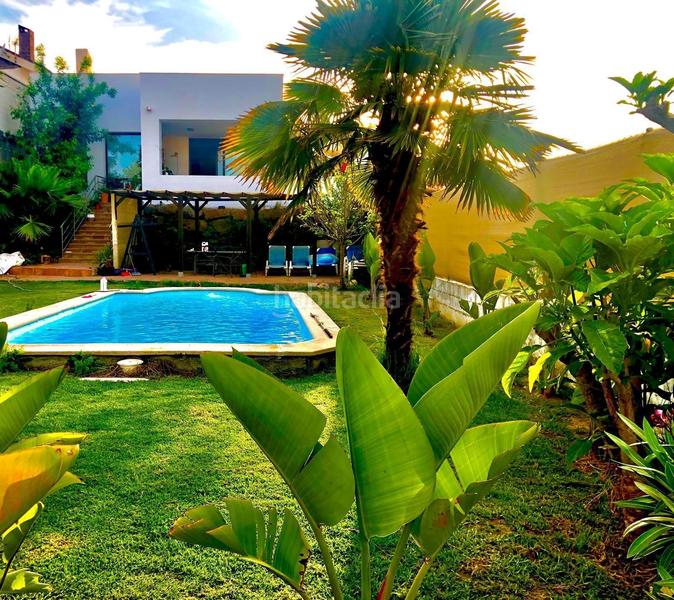 Foto 3e7b44c3-89a5-4c9b-ad65-66780d41fbf5. Xalet amb calefacció aparcament piscina a Los Pinos Algeciras