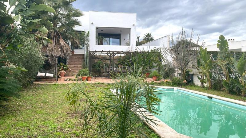 Foto 84c9aba2-ea85-4644-97d8-c2d967cd2dda. Xalet amb calefacció aparcament piscina a Los Pinos Algeciras